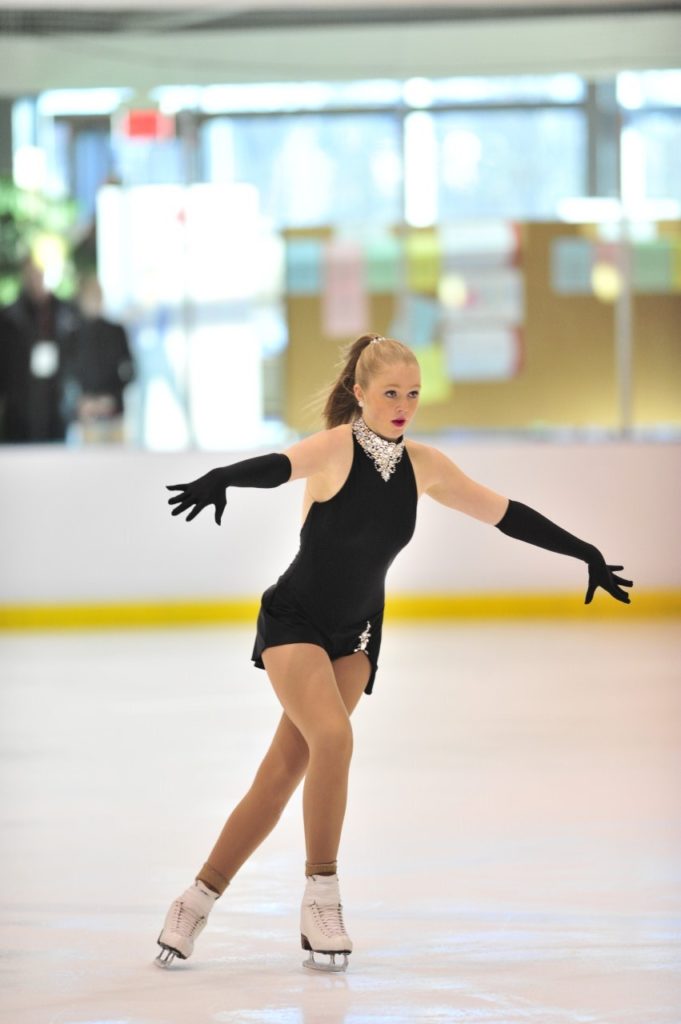patin robe noire